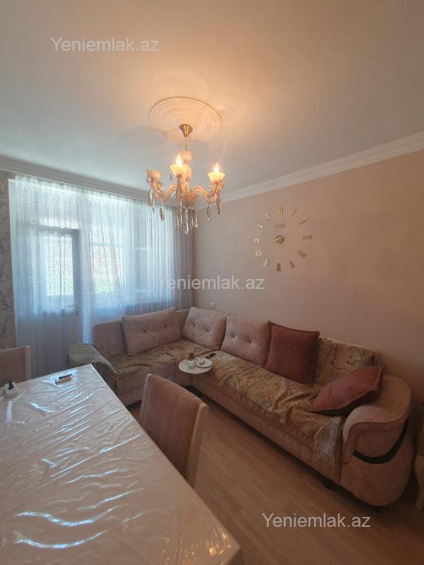 4-room apartment for sale, 12-ci mikrorayon, Sumgait