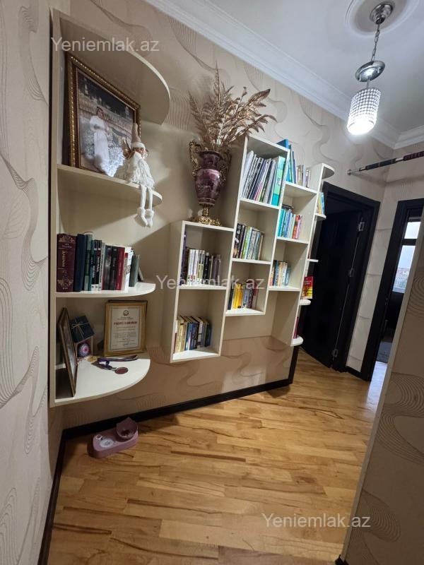 3-room apartment for sale, 8-ci mikrorayon, Sumgait