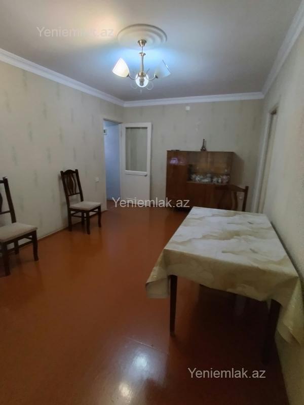 2 otaqlı mənzil satılır, 1-ci mikrorayon, Sumqayıt