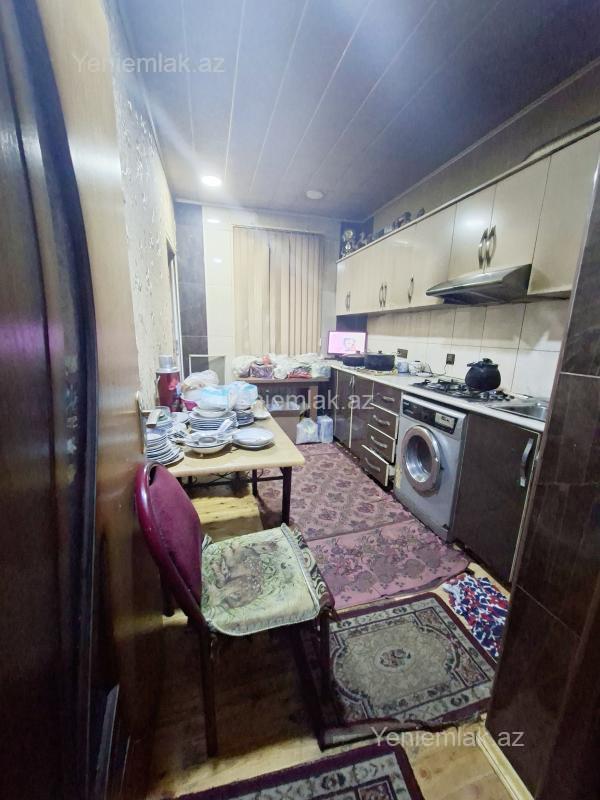 4-комн. квартира на продажу, 13-cü mikrorayon, Сумгаит