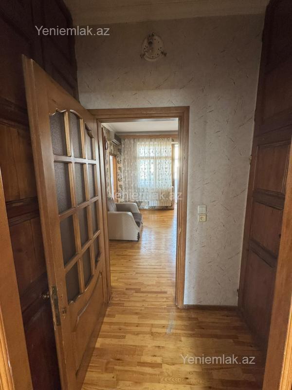 12 otaqlı mənzil satılır, Binəqədi, Bakı