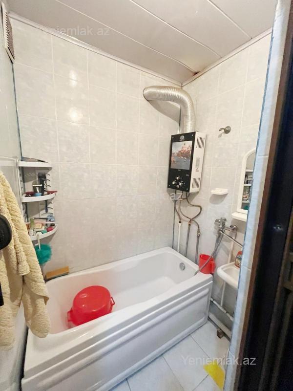 3-room apartment for sale, 8-ci mikrorayon, Sumgait