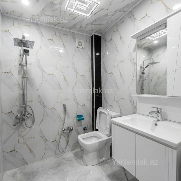 2-комн. квартира на продажу, Низами, Баку