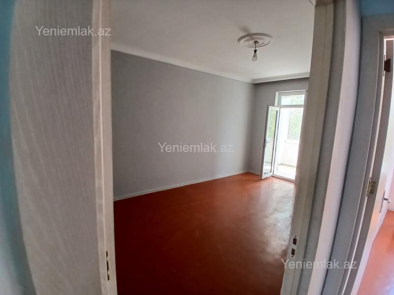 3-комн. квартира на продажу, 8-й микрорайон, Сумгаит