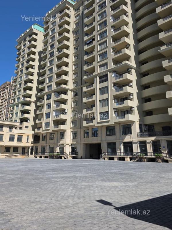 4-room apartment for sale, Khatai, Baku