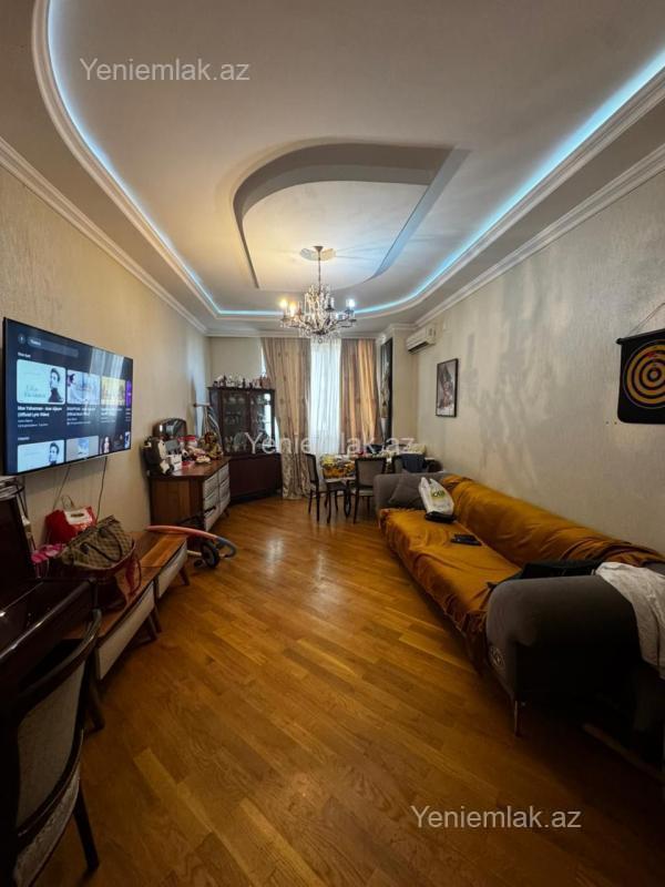 2 otaqlı mənzil satılır, Binəqədi, Bakı