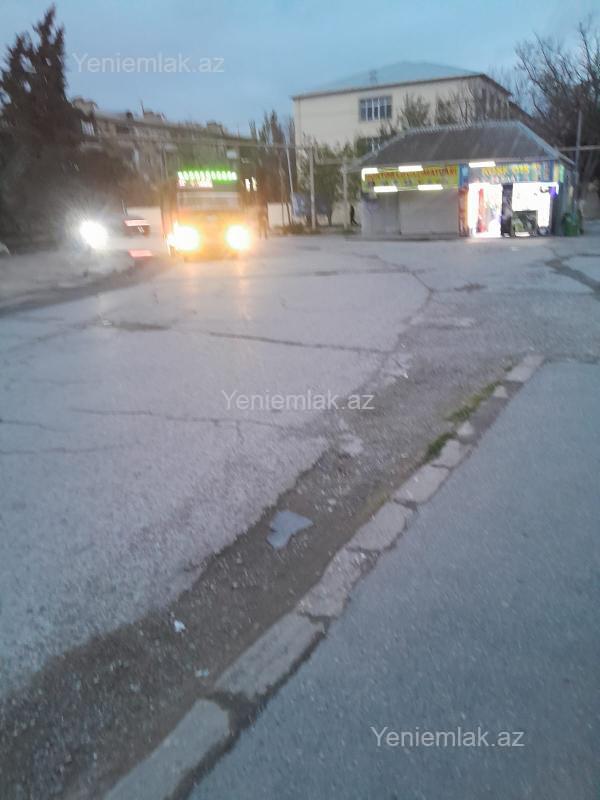 1 otaqlı mənzil satılır, Suraxanı, Bakı