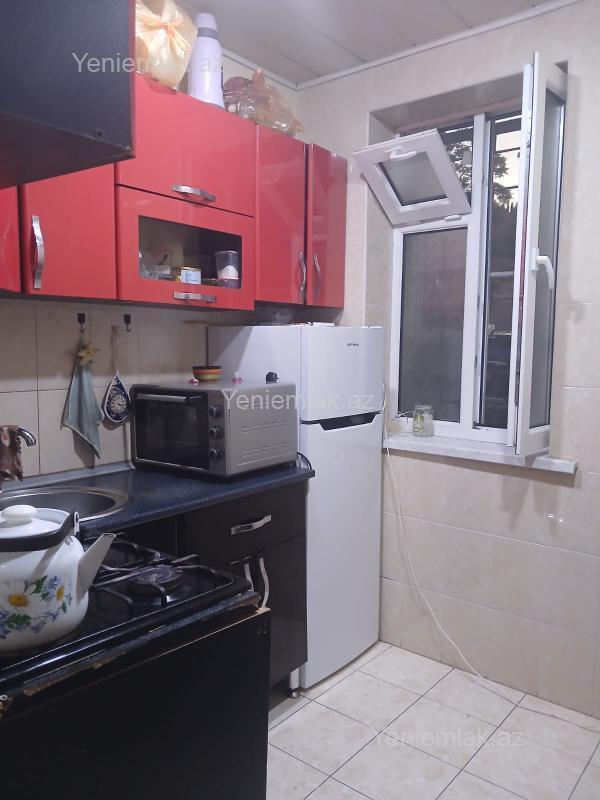 2 otaqlı mənzil satılır, Suraxanı, Bakı