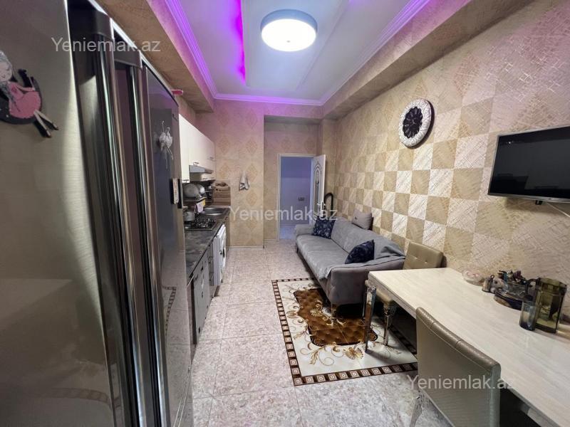 3-room apartment for sale, 4th microdistrict, Baku