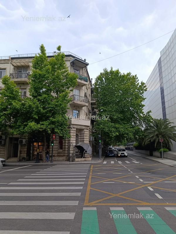 4 otaqlı mənzil satılır, Nəsimi, Bakı
