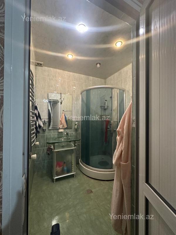 2 otaqlı mənzil satılır, Binəqədi, Bakı