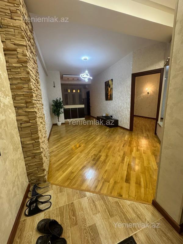 1 otaqlı mənzil satılır, Binəqədi qəs., Bakı