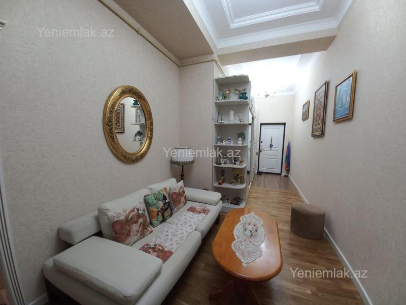 3 otaqlı Bina evi menzil, Sumqayıt Bulvarı, Sumqayıt