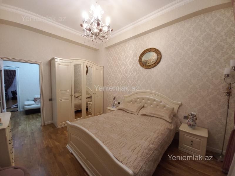 3 otaqlı Bina evi menzil, Sumqayıt Bulvarı, Sumqayıt
