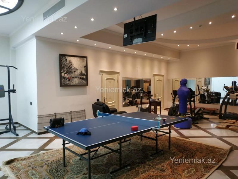 8 otaqlı Həyət evi / Villa, Səbail rayonu, Bakı