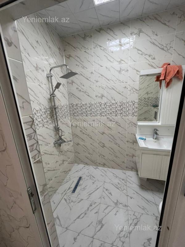 3 otaqlı Bina evi menzil, Sumqayıt Bulvarı, Sumqayıt