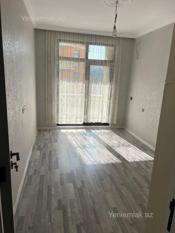 3 otaqlı Bina evi menzil, Sumqayıt Bulvarı, Sumqayıt