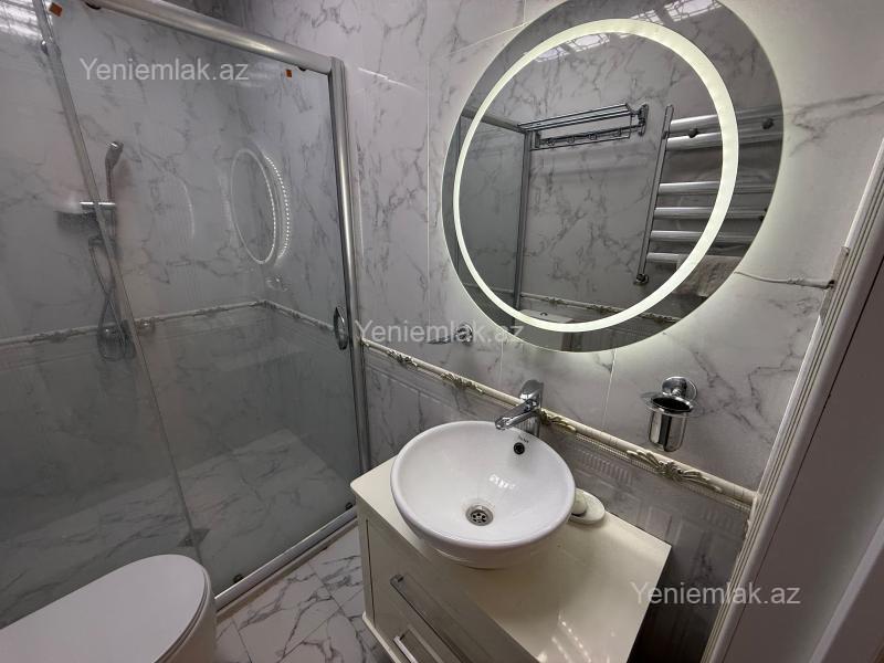 3 otaqlı Bina evi menzil, Sumqayıt Bulvarı, Sumqayıt
