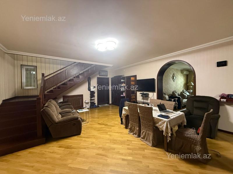 5 otaqlı Həyət evi / Villa, Nizami rayonu, Bakı
