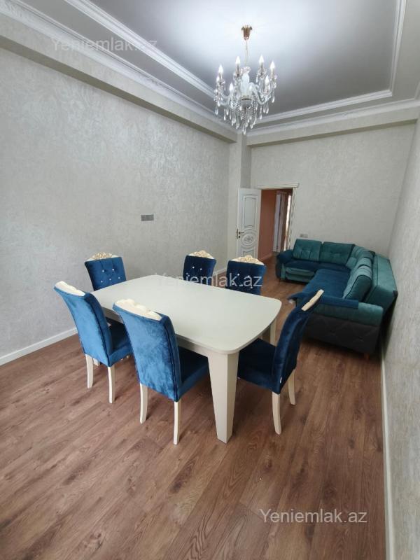 3 otaqlı Bina evi menzil, Sumqayıt Bulvarı, Sumqayıt