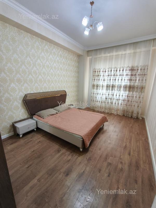 3 otaqlı Bina evi menzil, Sumqayıt Bulvarı, Sumqayıt