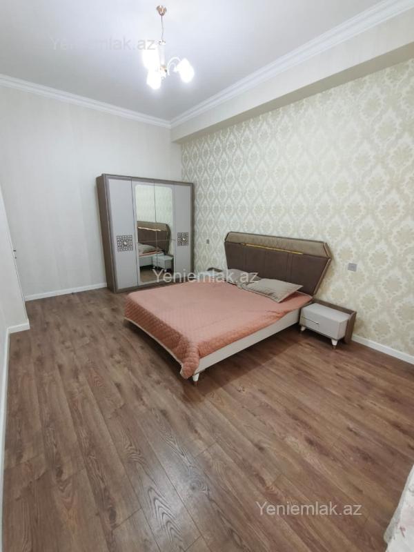 3 otaqlı Bina evi menzil, Sumqayıt Bulvarı, Sumqayıt