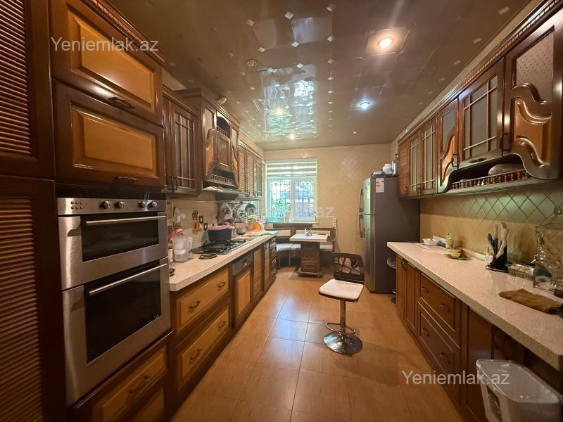 5 otaqlı Həyət evi / Villa, Nizami rayonu, Bakı