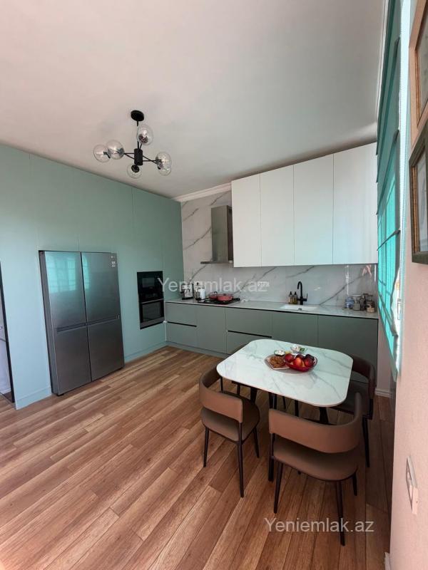 4 otaqlı Həyət evi / Villa, Səbail rayonu, Bakı