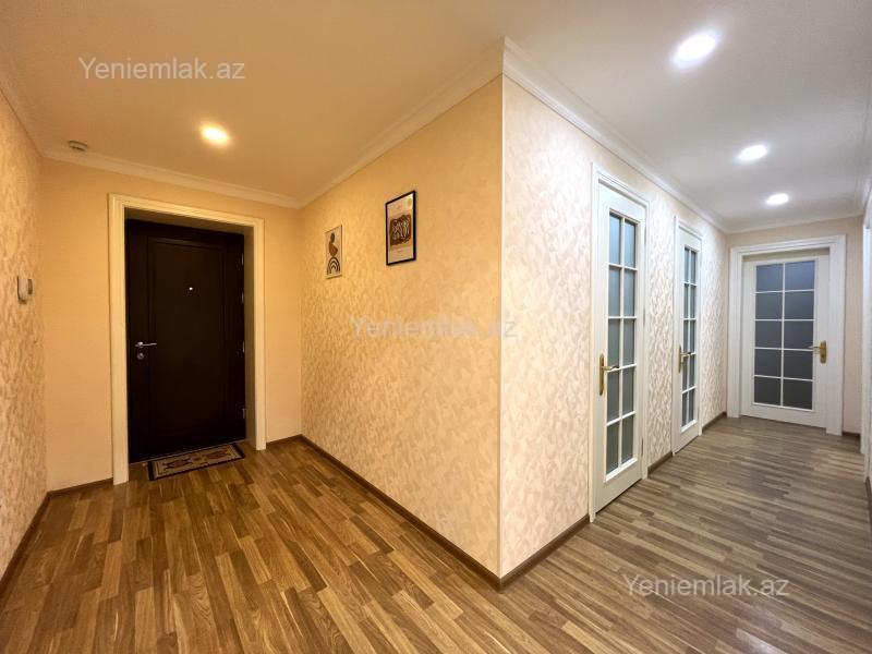3 otaqlı Bina evi menzil, Səbail rayonu, Bakı