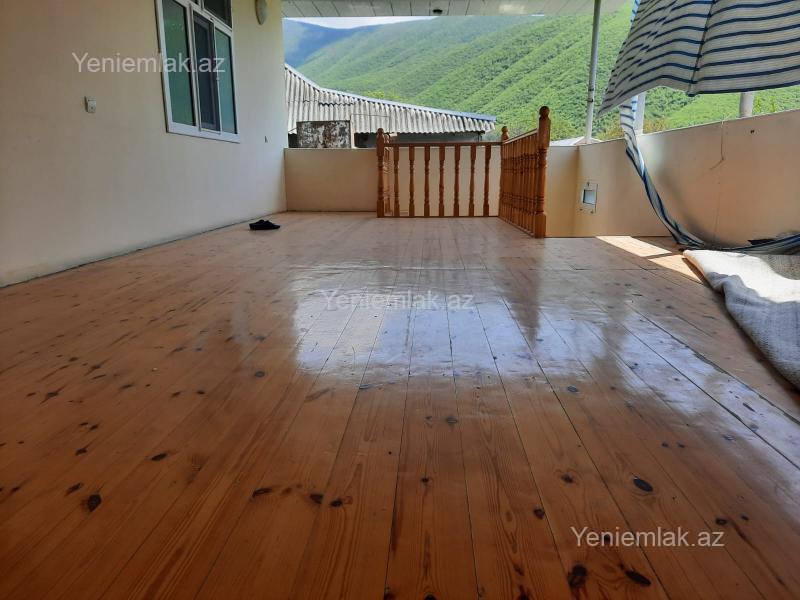 4 otaqlı Həyət evi / Villa, Şəki