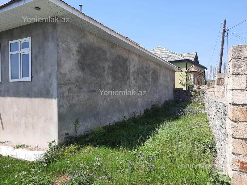 4 otaqlı Həyət evi / Villa, Şəki