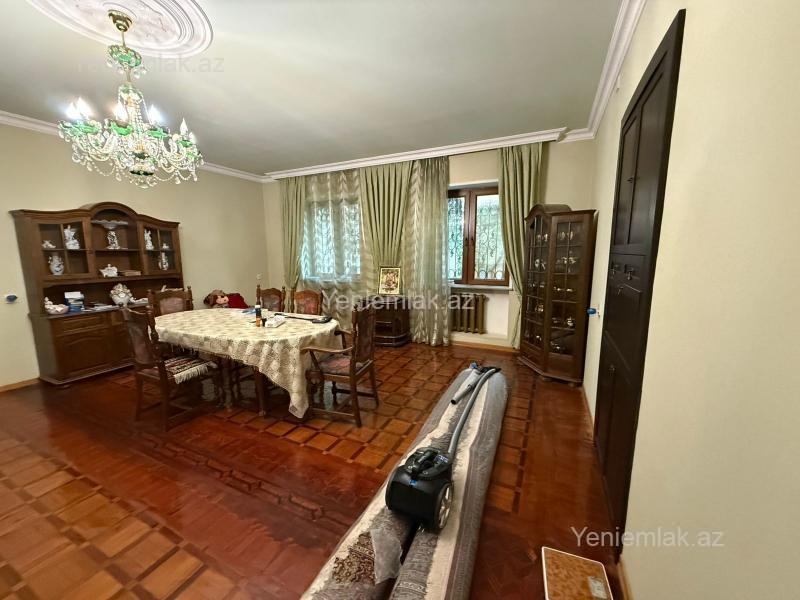 8 otaqlı Həyət evi / Villa, Binəqədi rayonu, Bakı
