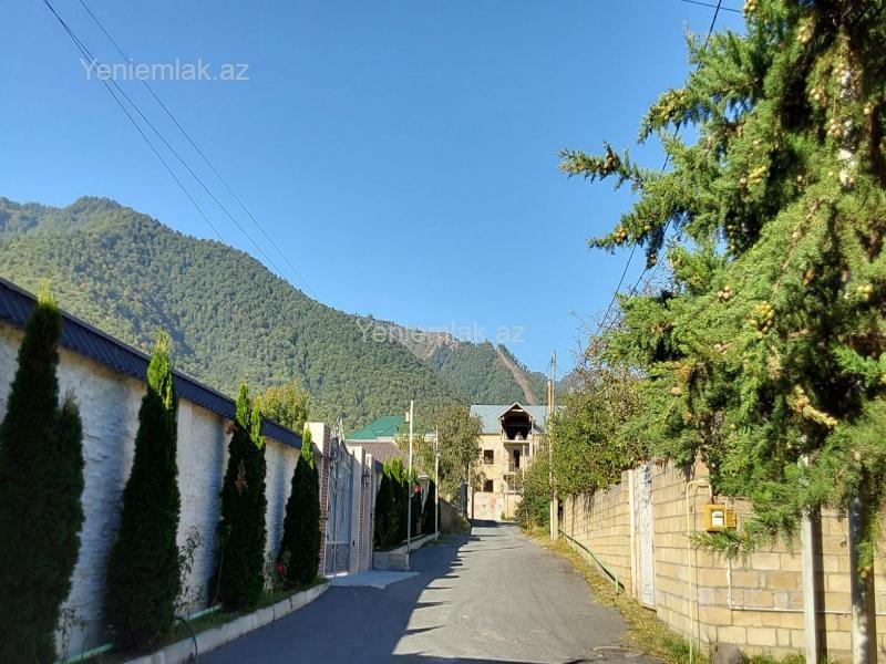 Torpaq sahəsi, Qəbələ