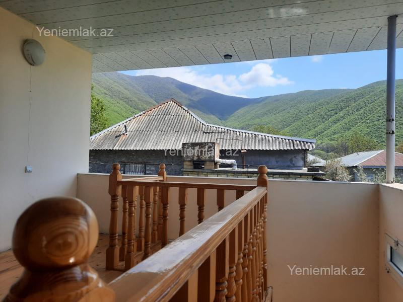 4 otaqlı Həyət evi / Villa, Şəki