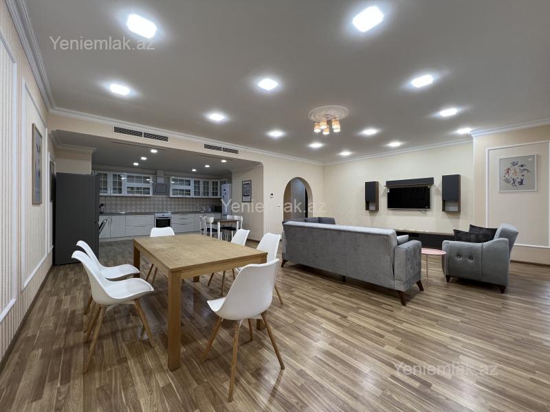 3 otaqlı Bina evi menzil, Səbail rayonu, Bakı