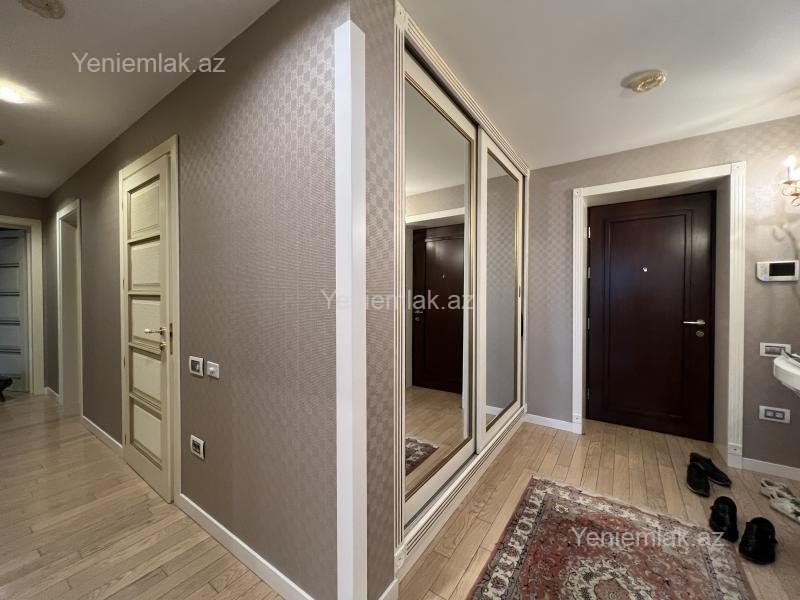 3 otaqlı Bina evi menzil, Səbail rayonu, Bakı