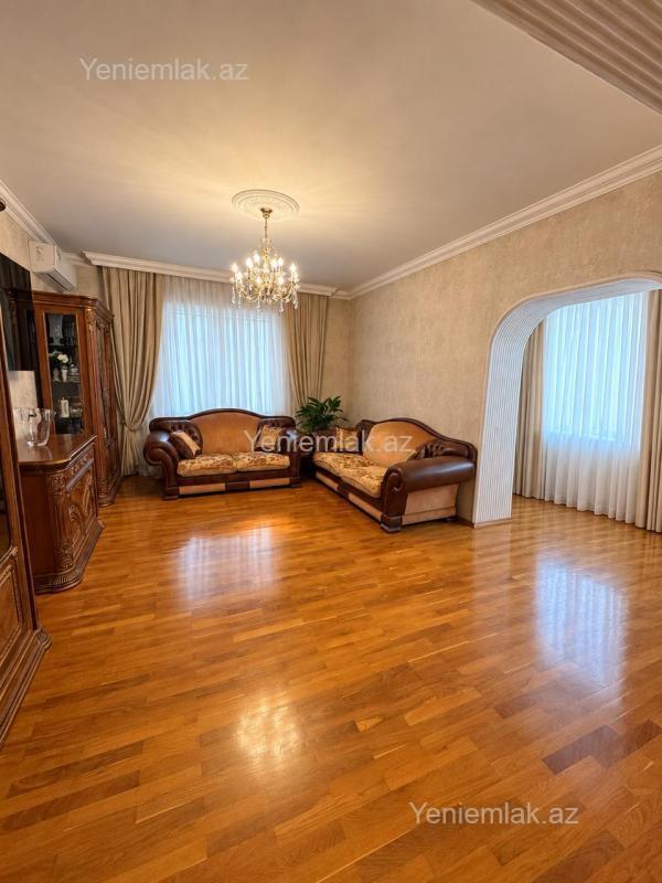 8 otaqlı Həyət evi / Villa, Xətai rayonu, Bakı