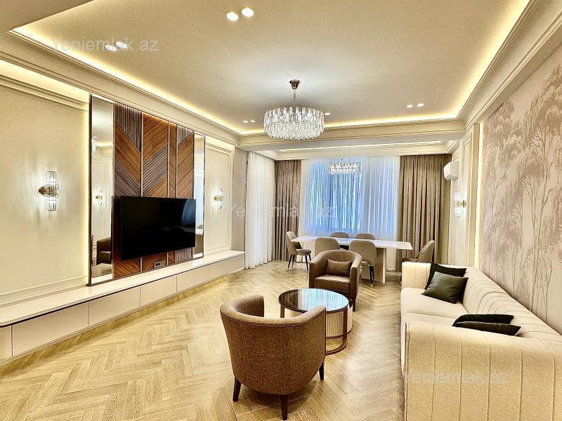 4 otaqlı Bina evi menzil, Səbail rayonu, Bakı