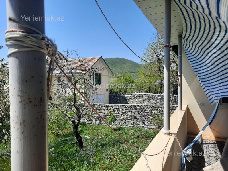 4 otaqlı Həyət evi / Villa, Şəki