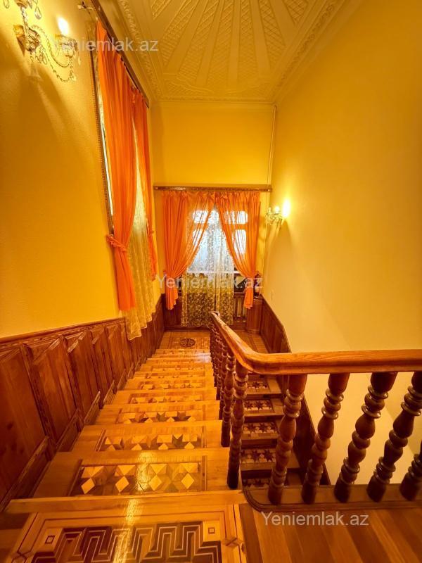 8 otaqlı Həyət evi / Villa, Binəqədi rayonu, Bakı