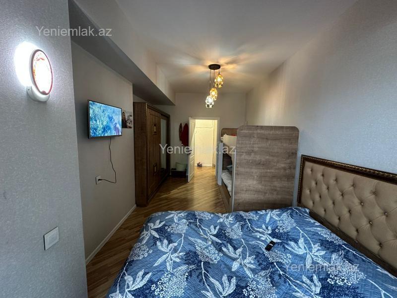 3 otaqlı Bina evi menzil, Sumqayıt Bulvarı, Sumqayıt