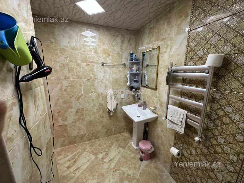 3 otaqlı Bina evi menzil, Sumqayıt Bulvarı, Sumqayıt