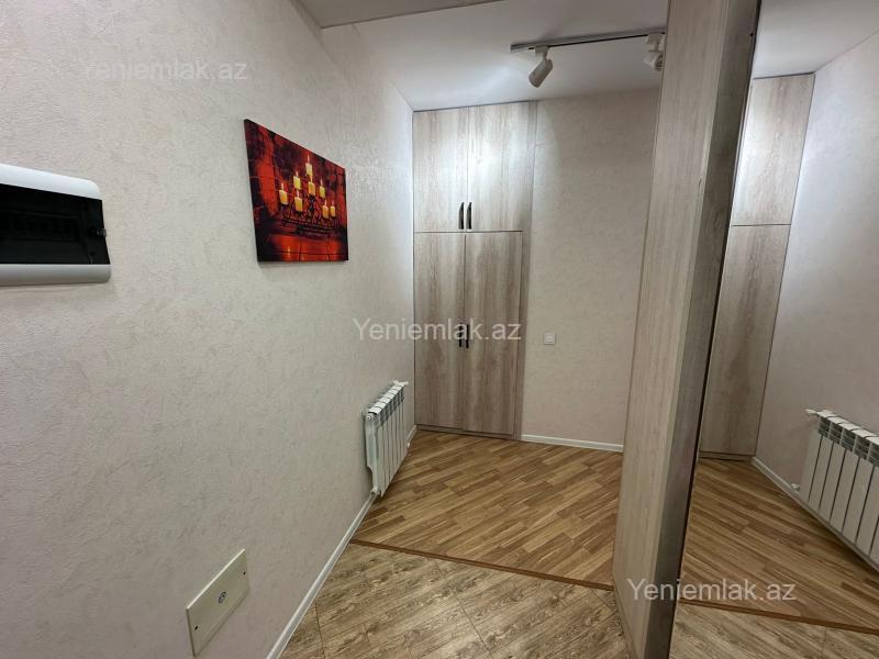3 otaqlı Bina evi menzil, Sumqayıt Bulvarı, Sumqayıt