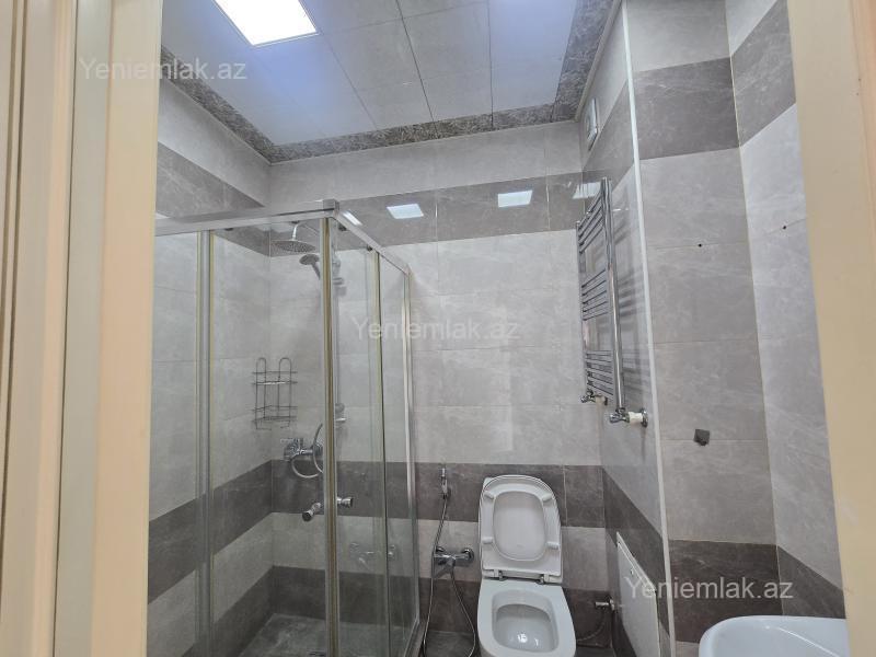 3 otaqlı Bina evi menzil, Sumqayıt Bulvarı, Sumqayıt