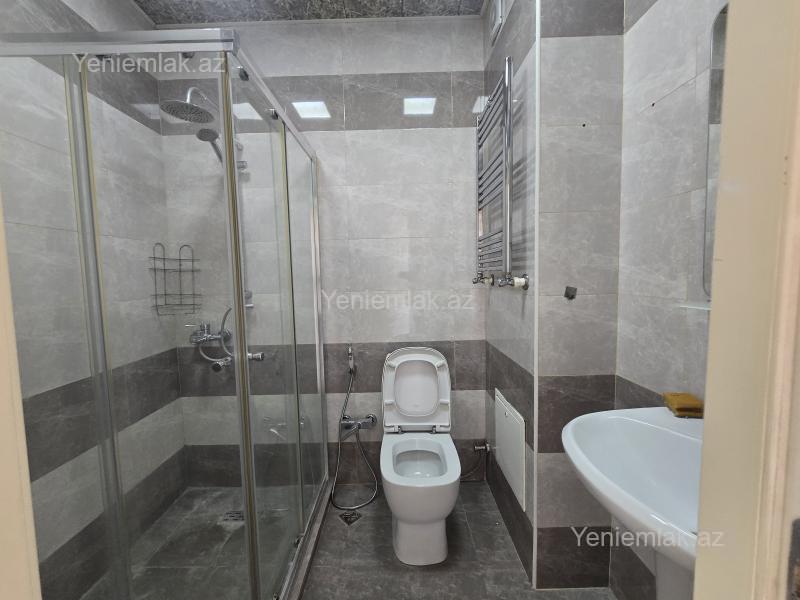 3 otaqlı Bina evi menzil, Sumqayıt Bulvarı, Sumqayıt