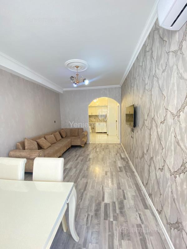 3 otaqlı Bina evi menzil, Sumqayıt Bulvarı, Sumqayıt