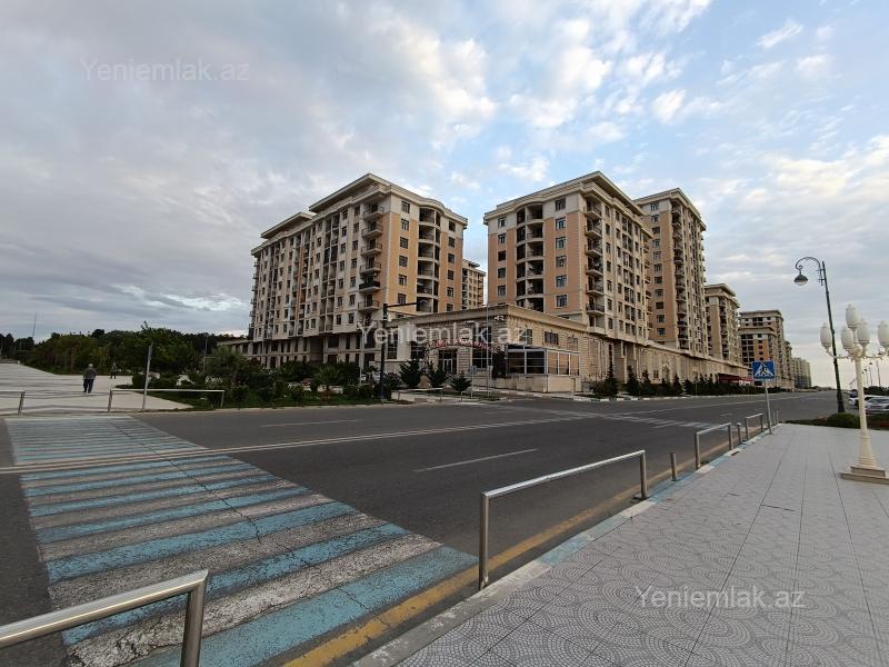 3 otaqlı Bina evi menzil, Sumqayıt Bulvarı, Sumqayıt
