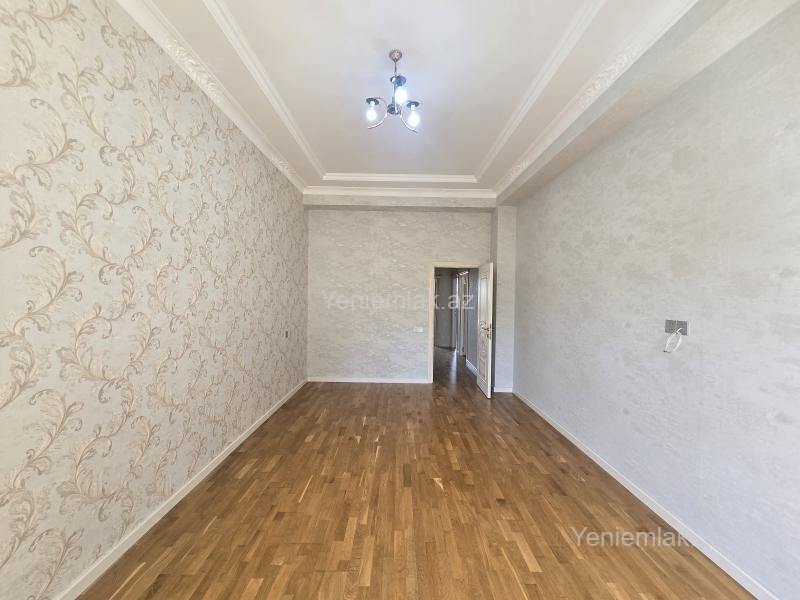 3 otaqlı Bina evi menzil, Sumqayıt Bulvarı, Sumqayıt