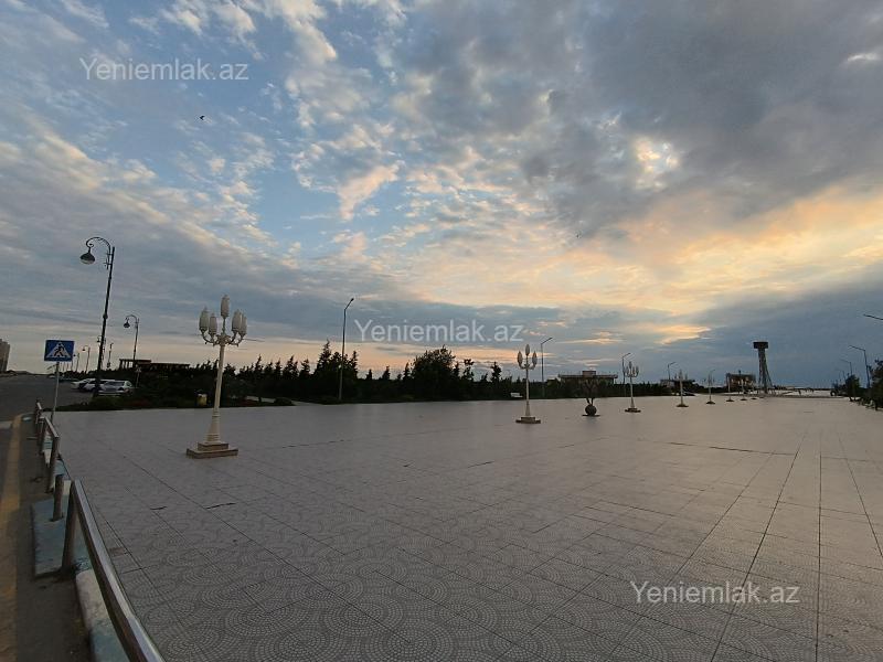 3 otaqlı Bina evi menzil, Sumqayıt Bulvarı, Sumqayıt