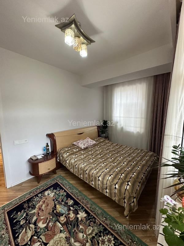 3 otaqlı Bina evi menzil, Sumqayıt Bulvarı, Sumqayıt